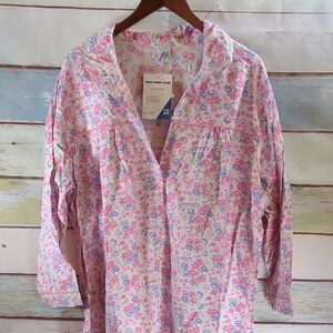 NWT Floral Long Sleeve Nightgown